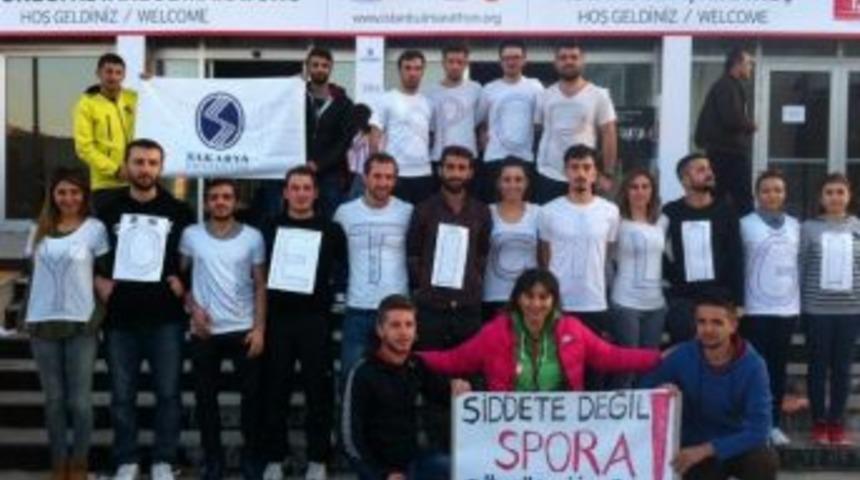 Vodafone İstanbul Maratonu&rsquo;nda Kadına Y&ouml;nelik Şiddete Dur Denildi