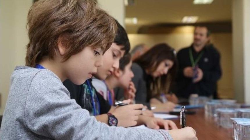 Mahalle Mahalle Gen&ccedil;lik &Ccedil;alıştayları