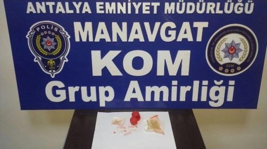 Kom Ekiplerinden Uyuşturucu Baskını