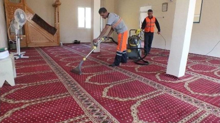 Battalgazi Belediyesi, 192 Camiden 75&rsquo;inin Temizliğini Yaptı