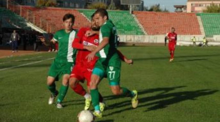 Diyarbekirspor Evinde Galip Geldi