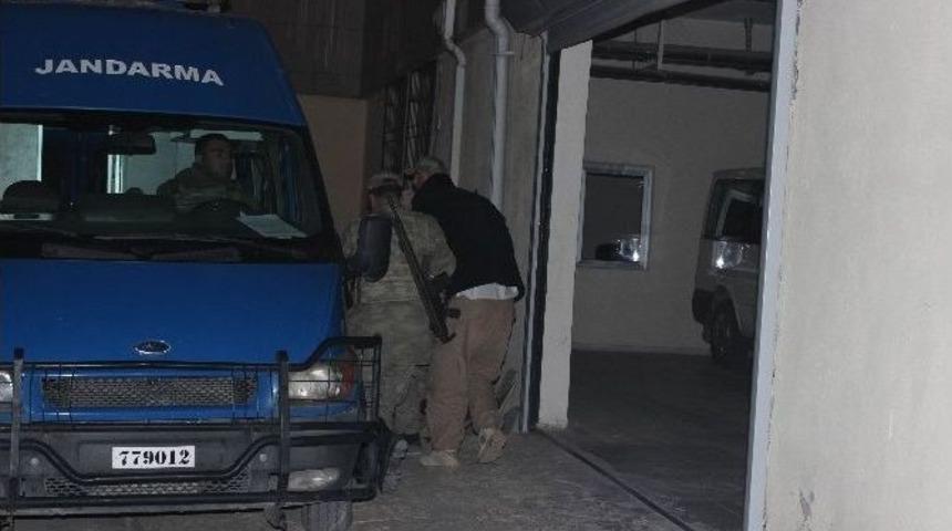 Kilis&rsquo;te 2 Işid Militanı Tutuklandı