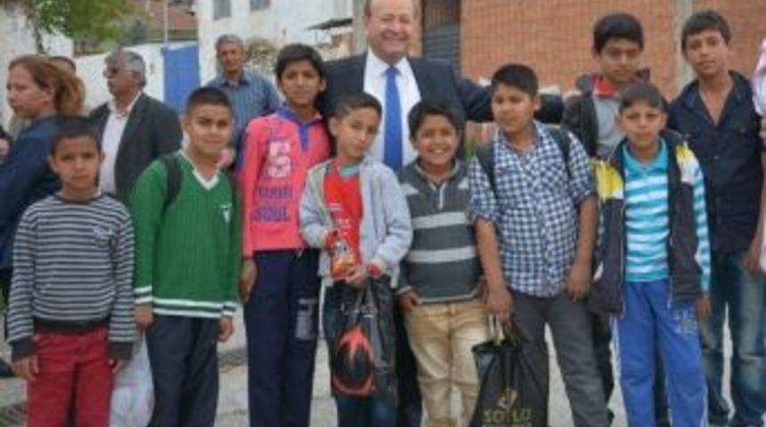 Başkan &Ouml;zakcan; &ldquo;&ccedil;ocuklar, Aydınlık Yarınlarımızdır&rdquo;
