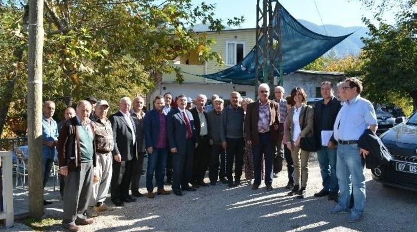 Dsi B&ouml;lge M&uuml;d&uuml;r&uuml; Finike G&ouml;kb&uuml;k K&ouml;y&uuml;&rsquo;nde Vatandaşı Dinledi