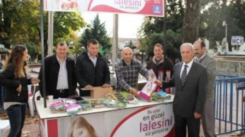 Kocaeli&rsquo;yi Renklendirecek 15 Bin Lalenin Satışı Başladı