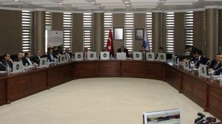 Ortaokul Ve Lise &Ouml;ğrencilerinin Başarı Durumlarının Araştırılması Projesi