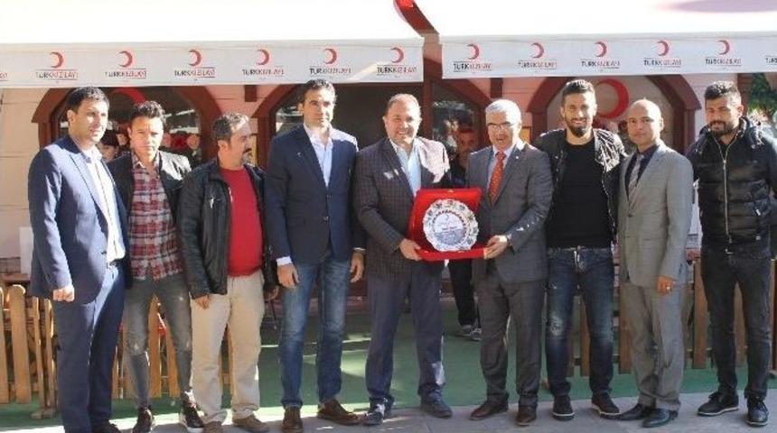 Şimşekler Kan Verdi