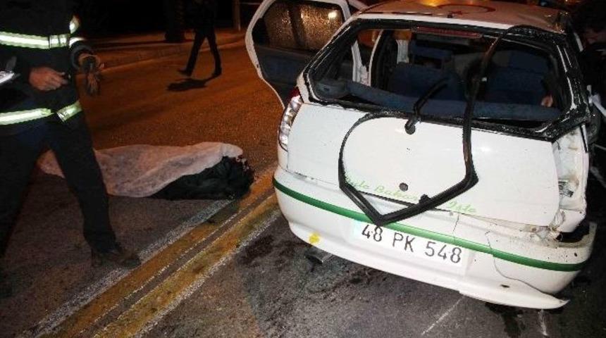 Fethiye&rsquo;de Aşırı Hız Ve Alkol Can Aldı: 2 &Ouml;l&uuml;, 3 Yaralı