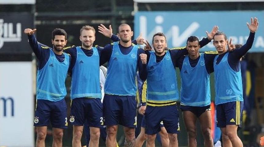 Fenerbah&ccedil;e, Mersin İdmanyurdu Ma&ccedil;ı Hazırlıklarını S&uuml;rd&uuml;rd&uuml;