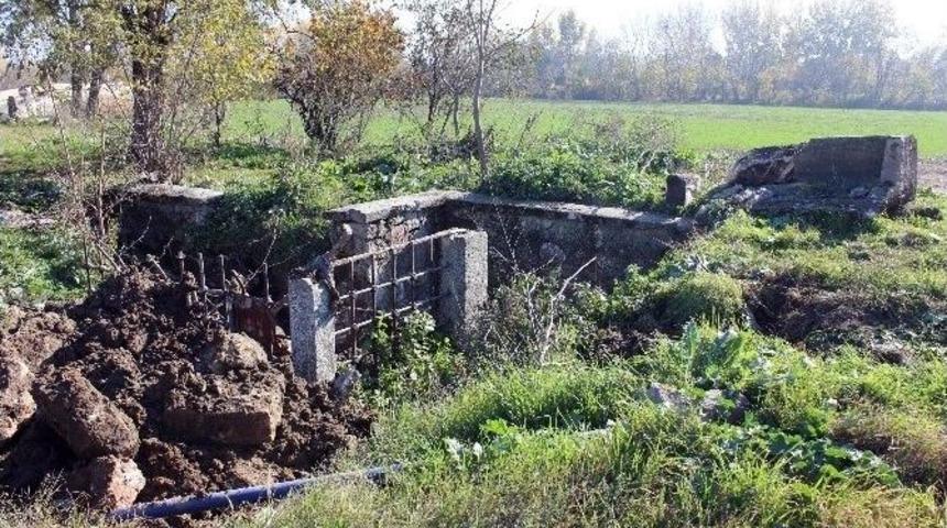 Edirne&rsquo;de Defineciler İş Başında