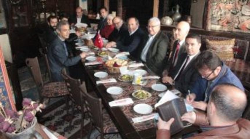 &ldquo;&ouml;zg&uuml;rl&uuml;k İ&ccedil;in Basın&rdquo;