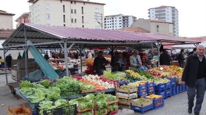 Pazar Esnafından Başkan Şahiner&rsquo;e Teşekk&uuml;r
