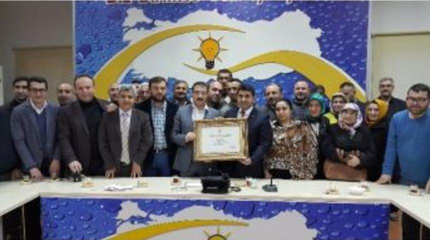 Başbakan Davutoğlu&rsquo;ndan &Ccedil;orum Teşkilatlarına Teşekk&uuml;r