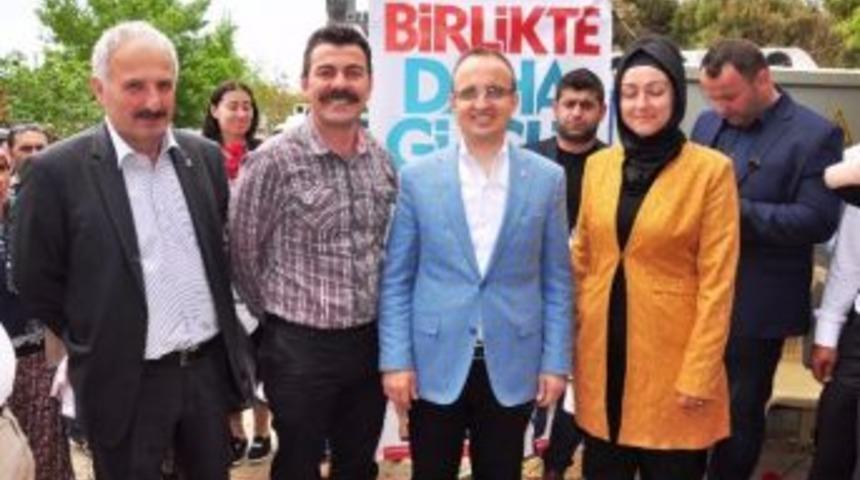 G&ouml;k&ccedil;eada&rsquo;da Tapu Sorunu &Ccedil;&ouml;z&uuml;l&uuml;yor