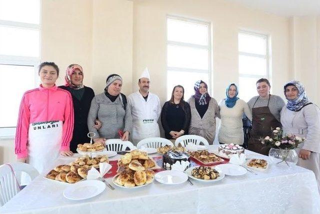 Pastacılığın Püf Noktalarını Sermek’te Öğreniyorlar