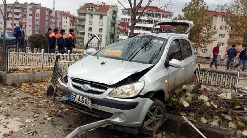 Kastamonu&rsquo;da Trafik Kazası: 3 Yaralı