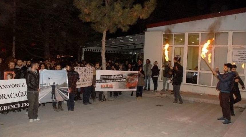 Eskişehir&rsquo;de Suru&ccedil;&rsquo;ta &Ouml;lenler İ&ccedil;in Oturma Eylemi