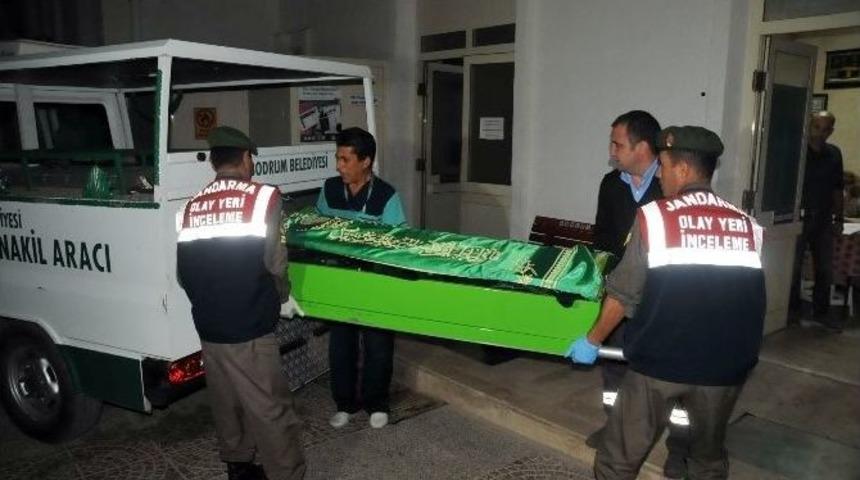 Ege Denizi&rsquo;nde 5 M&uuml;ltecinin Cesedi Bulundu