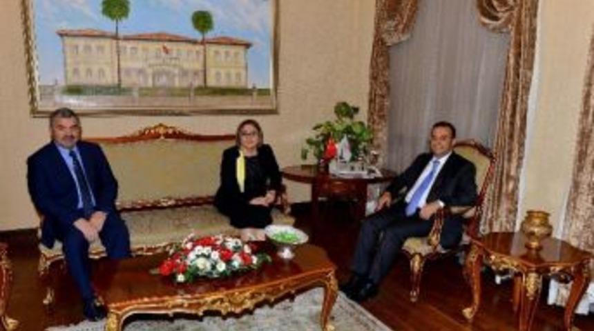 B&uuml;y&uuml;kşehir Belediye Başkanlarından Antalya Valiliğini Ziyaret Etti