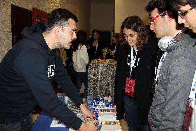 Avrupa Gençlik Parlamentosu Türkiye 18. Seçim Konferansı Kayseri’de Başladı