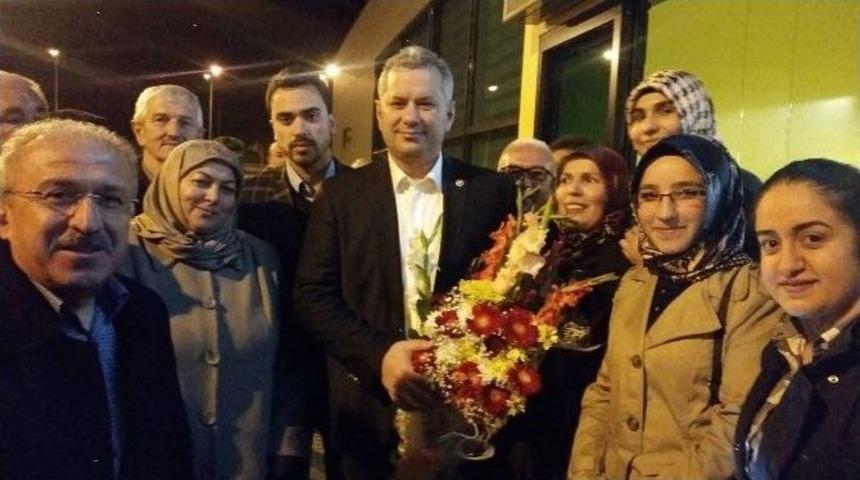 Ak Parti İstanbul Milletvekili Hasan Turan&rsquo;a Memleketi Giresun&rsquo;da Coşkulu Karşılama
