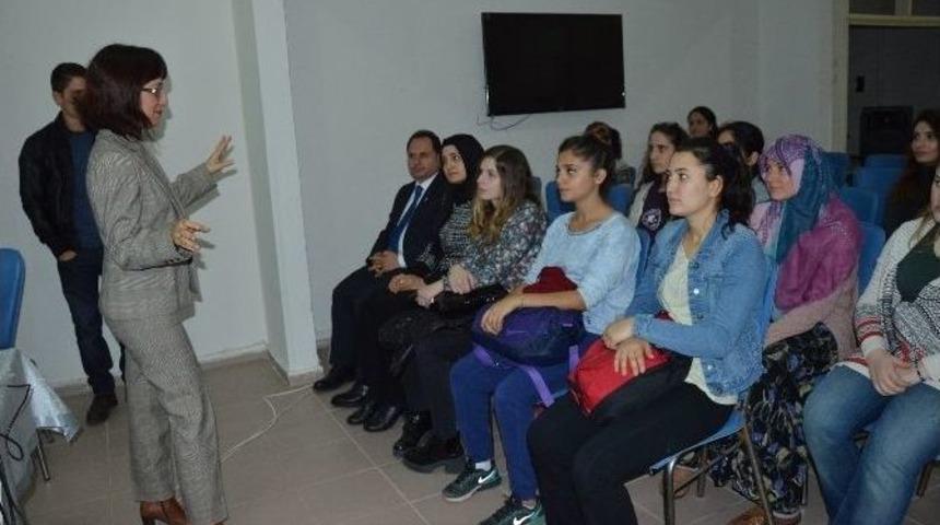 &Uuml;niversite Gen&ccedil;liğine Madde Bağımlılığı Eğitimi