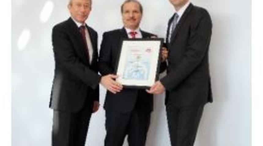 Shell&rsquo;e &ldquo;m&uuml;şteri Dostu Kuruluş, M&uuml;şteri Dostu Marka&rdquo; Belgesi