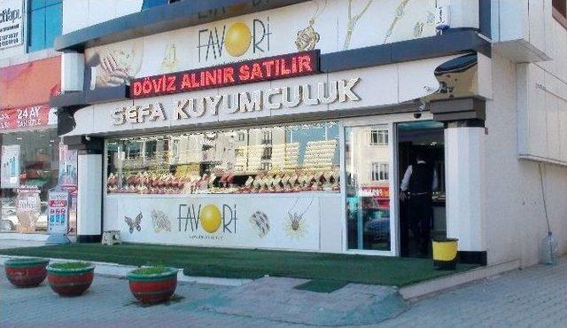 (özel Haber) Kuyumcuyu Soyan, Yıllardır Alışveriş Yapan Müşteri Çıktı