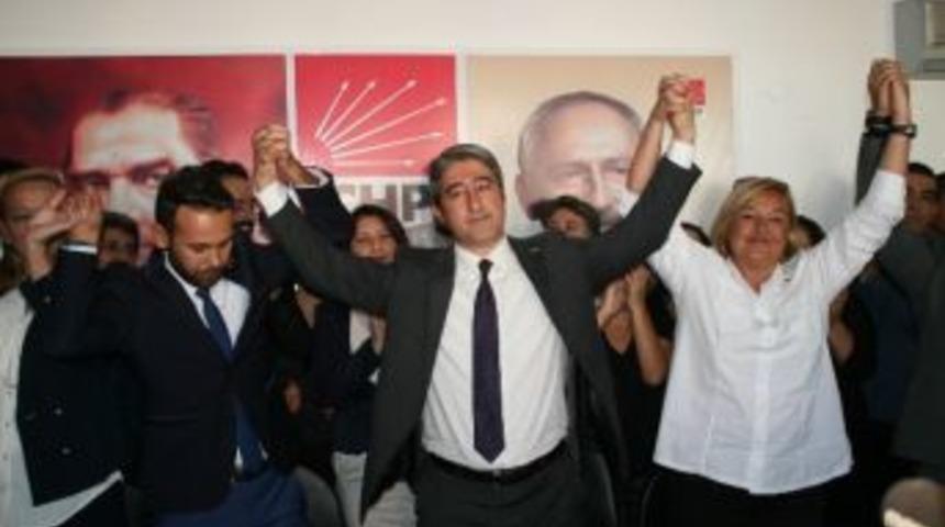 Chp İl&ccedil;e Başkanı Oktay Yeniden Aday