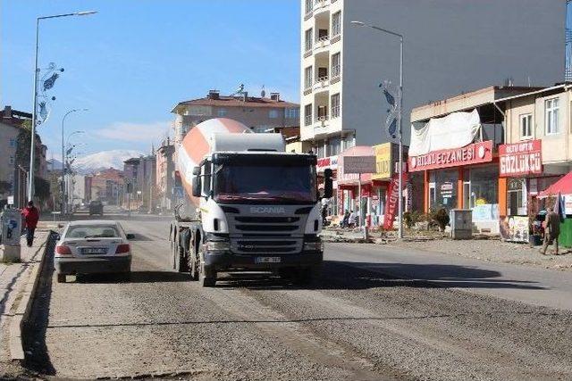 Esnafın Bitmeyen Yol Ve Kaldırım Tepkisi 3