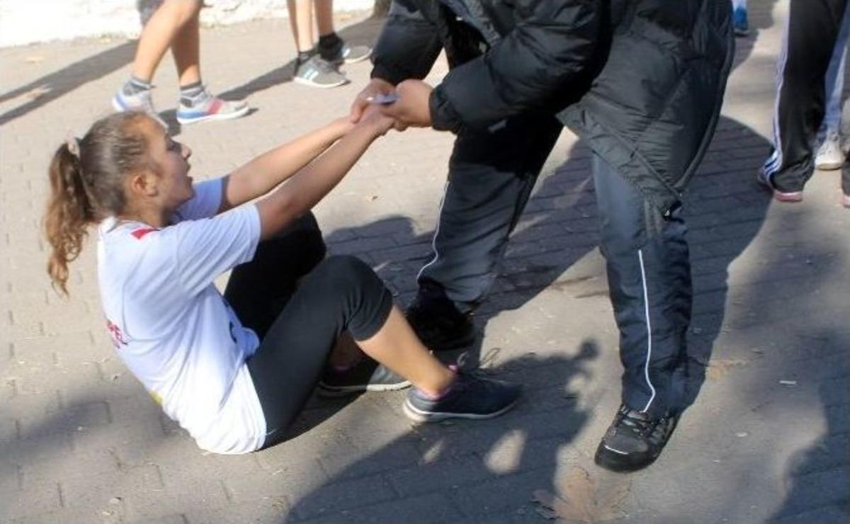 Koşu Yarışında Bilindik Manzara