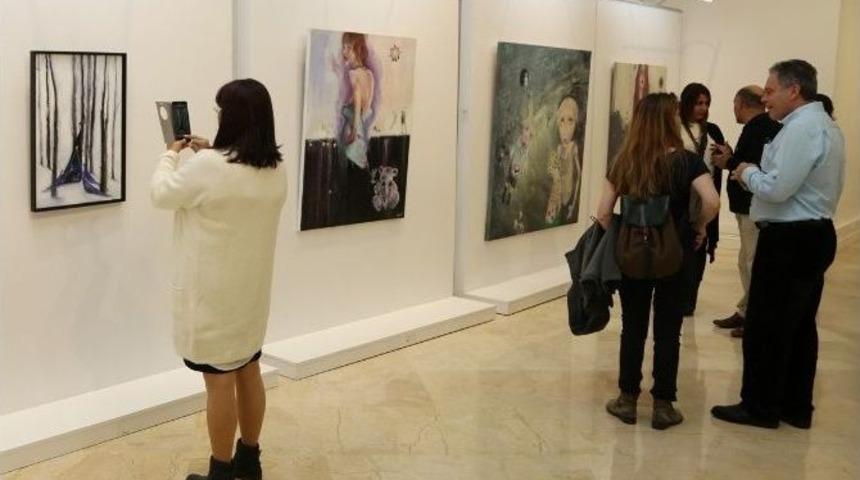 &ldquo;aklın Uykusu Umut&rdquo; Sergisi A&ccedil;ıldı