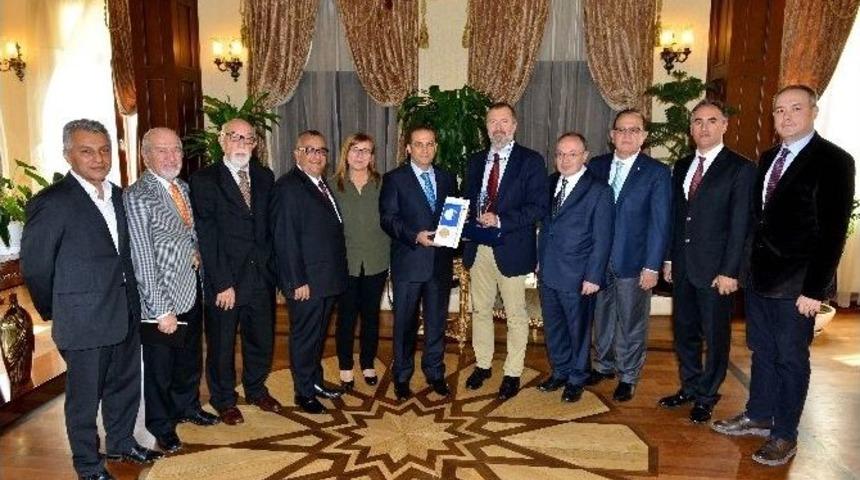 Antalya Valiliğine Ziyaretler