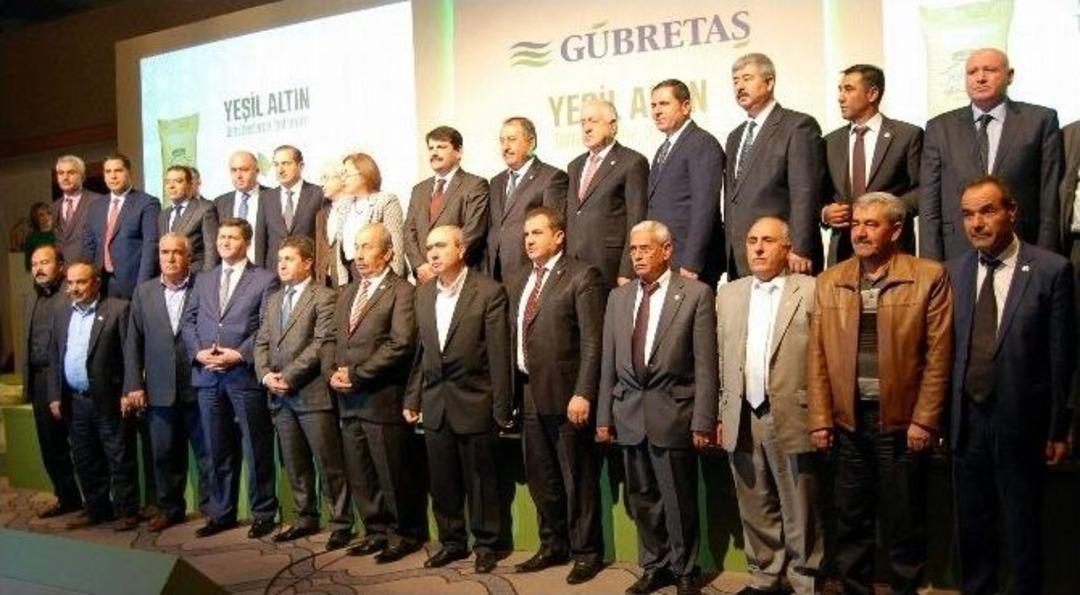 &rsquo;kırmızı Mantolu Hanıma&rsquo; &Ouml;zel G&uuml;bre