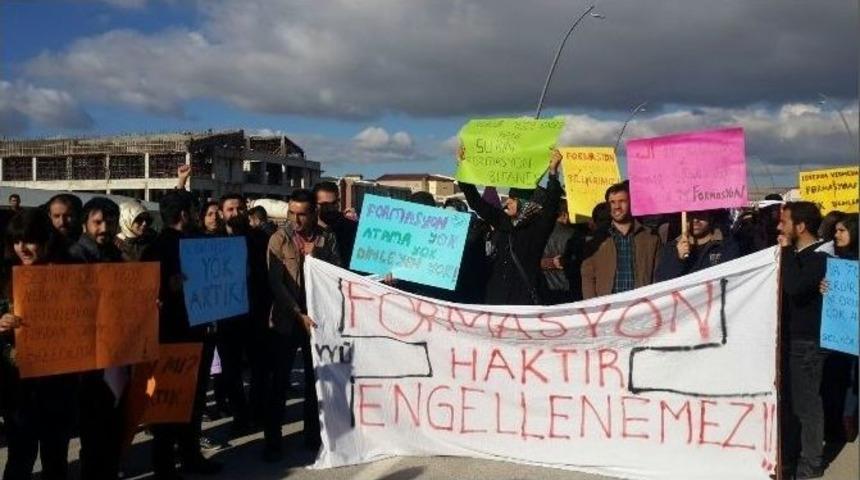 Yy&uuml; &Ouml;ğrencileri Pedagojik Formasyon Kontenjanının Arttırılmasını İstedi