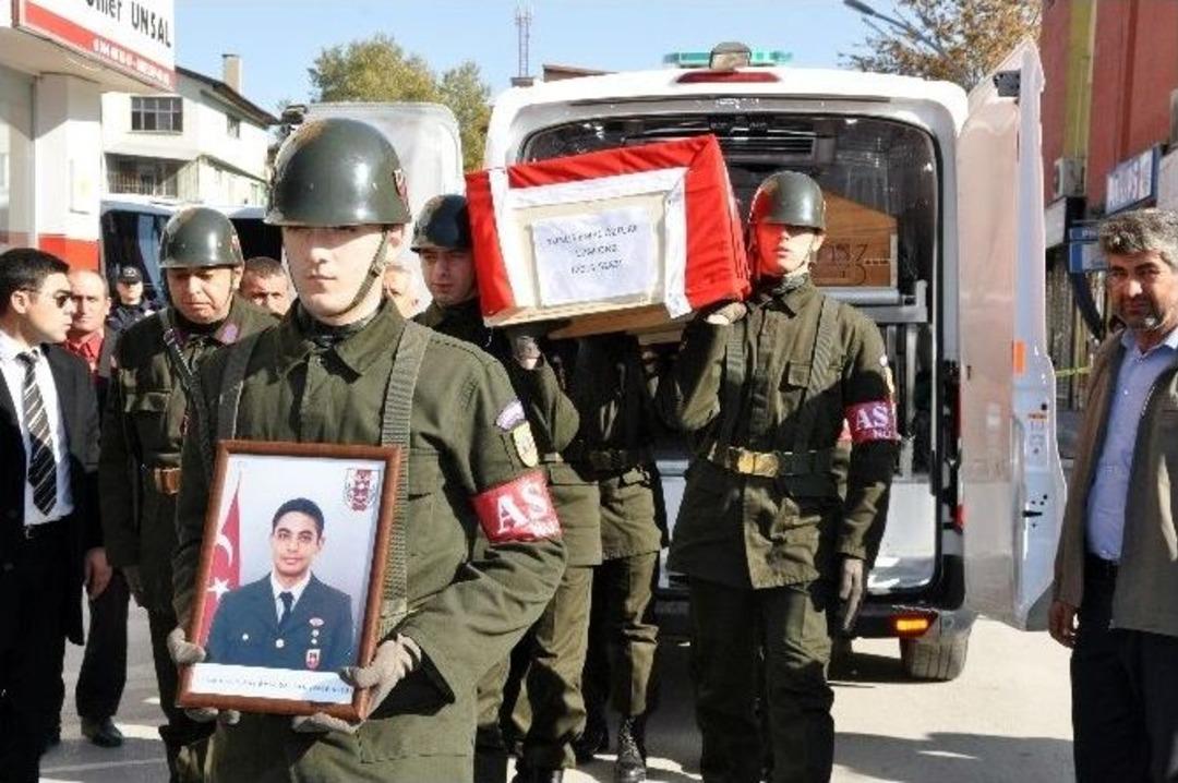 Kaza Kurbanı Uzman &Ccedil;avuş &Ouml;zt&uuml;rk Toprağa Verildi