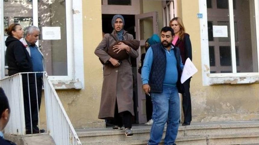 Hırsızlar Sert Kayaya &Ccedil;arptı