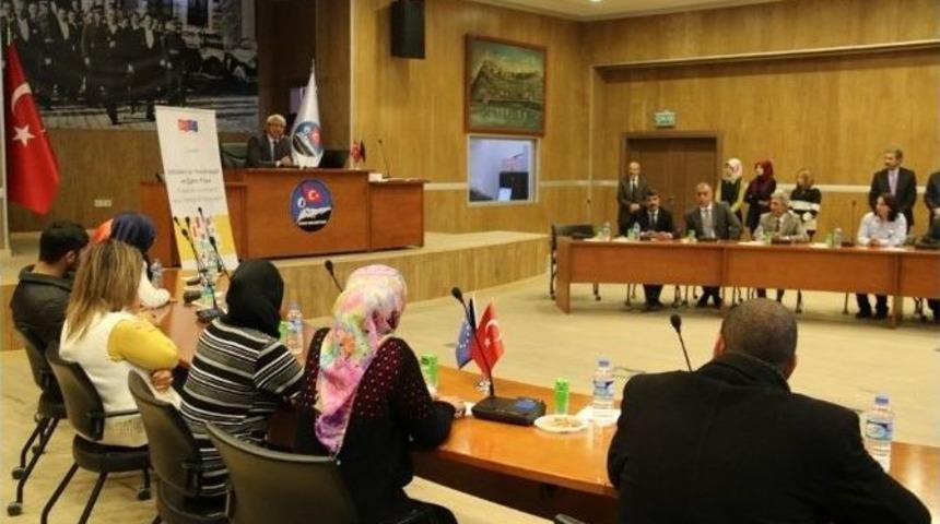 Başkan Kara&ccedil;anta Kursiyerlerin Sertifikalarını Verdi