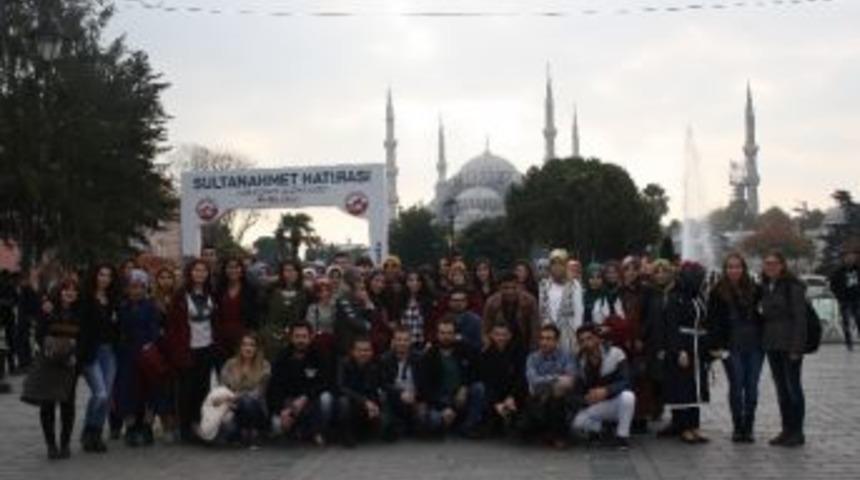 D&uuml; &Ouml;ğrencileri İzmir, &Ccedil;anakkale Ve İstanbulu Gezdi