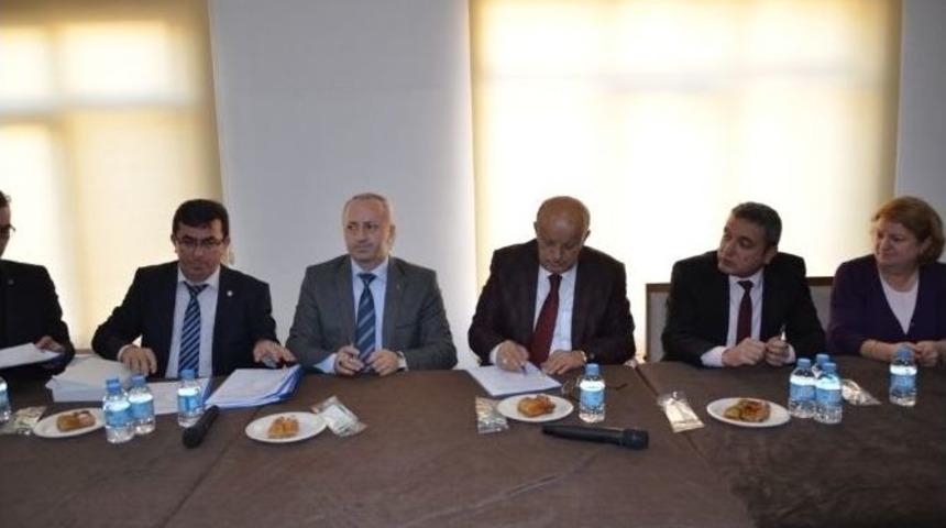 İznik Belediyesi&rsquo;nde Toplu S&ouml;zleşme Sevinci