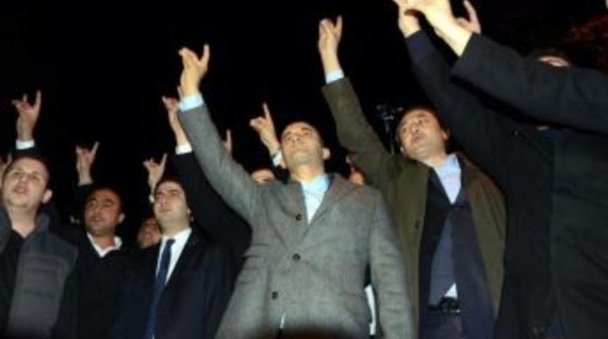 &Uuml;lk&uuml;c&uuml;ler, T&uuml;rkmenler İ&ccedil;in Rusya B&uuml;y&uuml;kel&ccedil;iliğine Y&uuml;r&uuml;d&uuml;