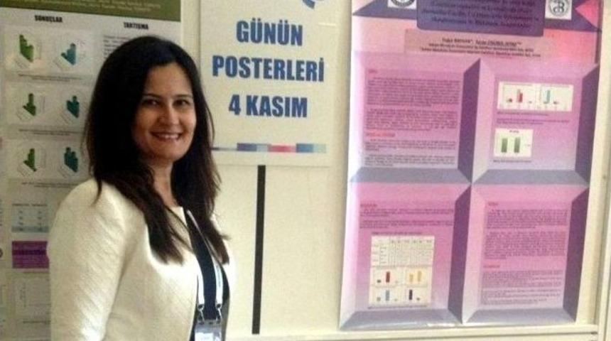 Ad&uuml; &Ouml;ğretim &Uuml;yesi Ve &Ouml;ğrencisi En İyi Poster Bildiri &Ouml;d&uuml;l&uuml; Aldı