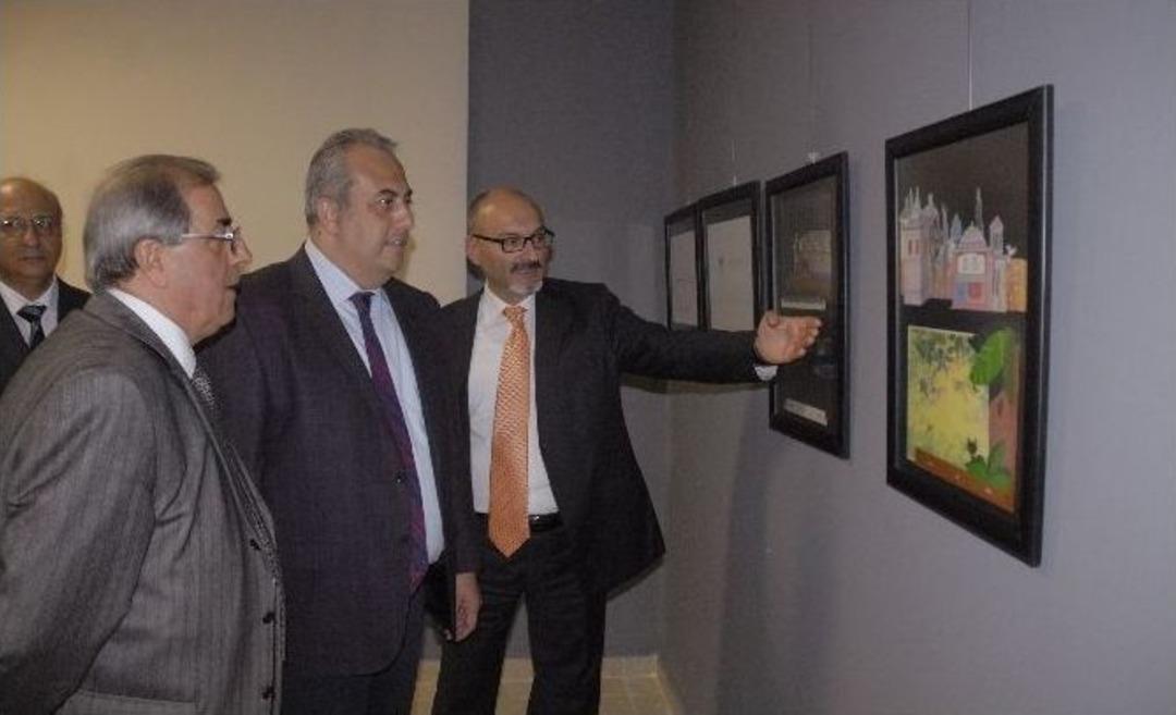 Anadolu &Uuml;niversitesi&rsquo;nde Karikat&uuml;r Ve &Ccedil;izgi Film Sergisi