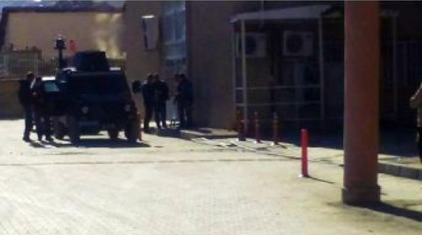 Y&uuml;ksekova&rsquo;da Hayatını Kaybeden 2 Kişi Hakkari&rsquo;ye Getirildi