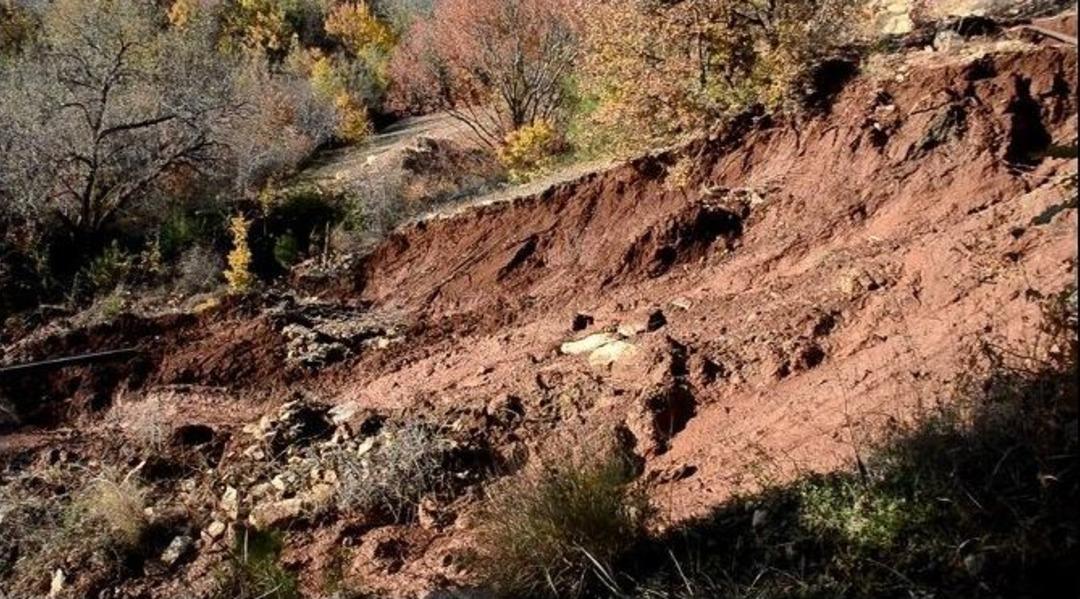 Sivas&rsquo;ta Hes Kanalındaki Su Ka&ccedil;ağı Heyelana Yol A&ccedil;tı