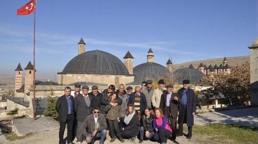 Yaşlılar Midas&rsquo;ın Şehrini Gezdiler