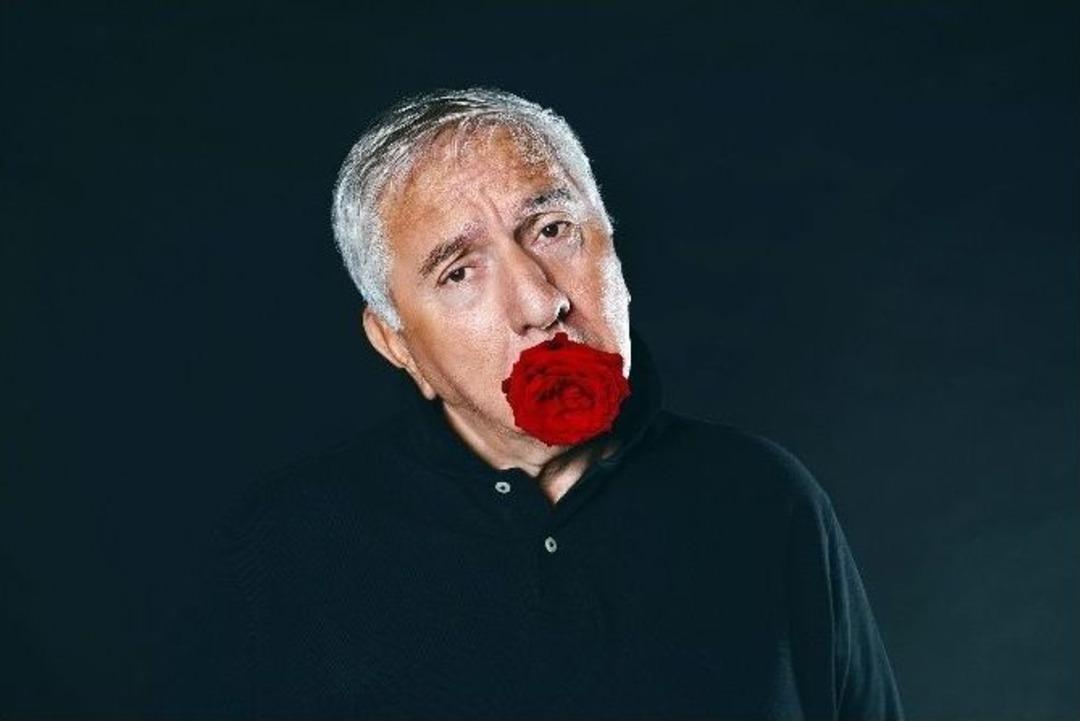 &Uuml;nl&uuml;ler Kadına Şiddete Karşı Kamera Karşısına Ge&ccedil;ti