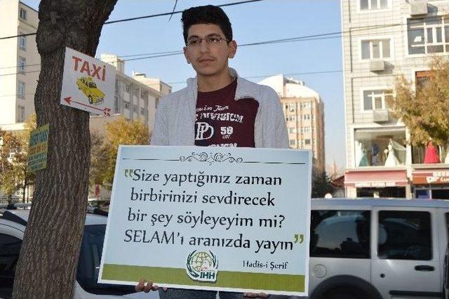 İhh Sokak Mizanseniyle Selamın &Ouml;nemini Anlattı 2