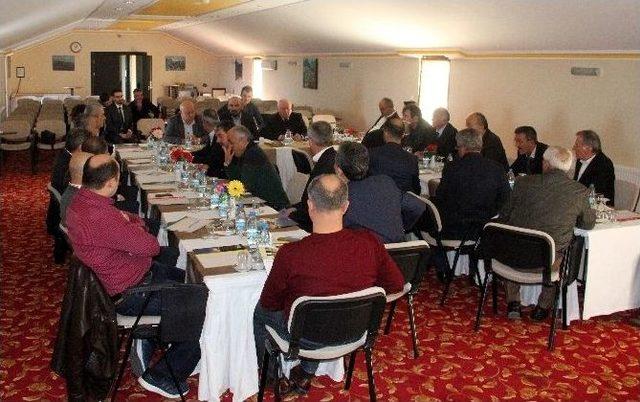 Başkanlar Ve Müdürler Abana’da Toplandı