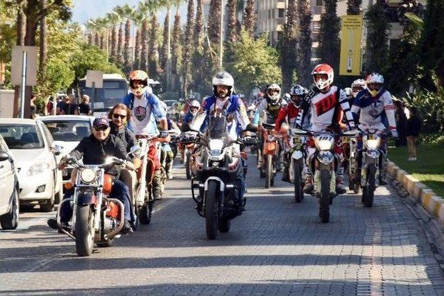 Alanya’da Motokros Heycanı Başladı